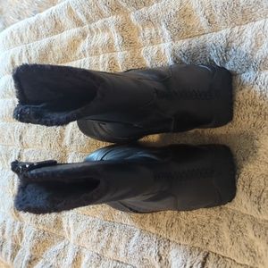 SOREL Maribel Black Leather Boots Size 8